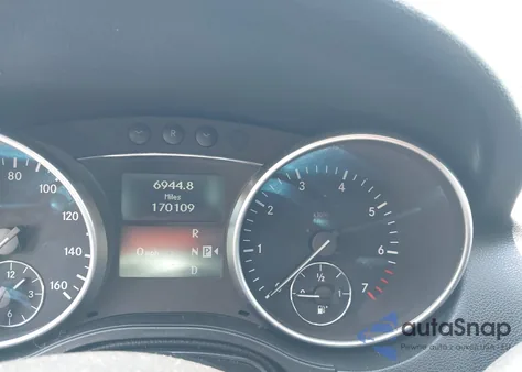 2009 Mercedes-Benz Ml 350 z USA, uszkodzony, nr VIN 4JGBB56EX9A525282